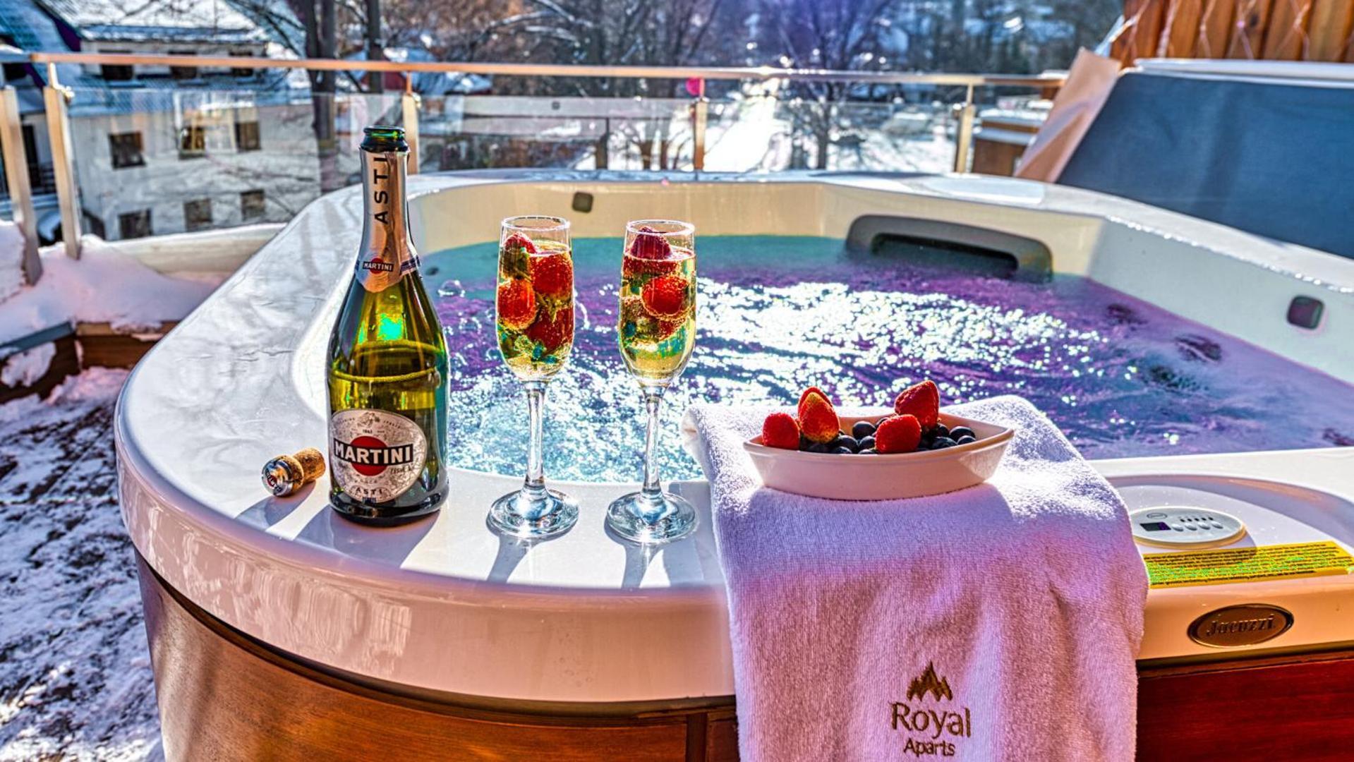 Royal Prestige Collection Z Prywatnym Jacuzzi - Stone Hill Resort Z Basenem I Saunami Szklarska Poręba Exteriör bild