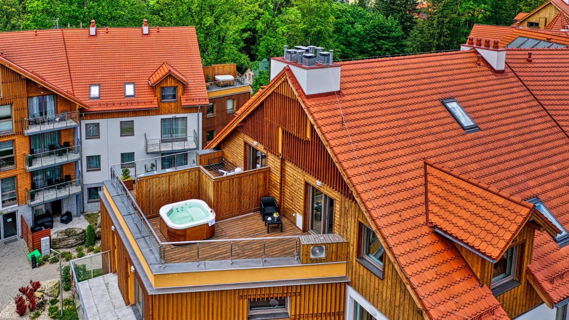 Royal Prestige Collection Z Prywatnym Jacuzzi - Stone Hill Resort Z Basenem I Saunami Szklarska Poręba Exteriör bild
